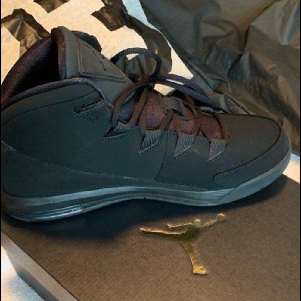 MEN Jordan 10